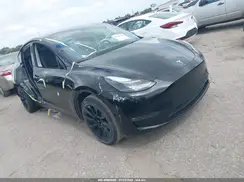 7SAYGAEE0PF703945 2023 TESLA MODEL Y