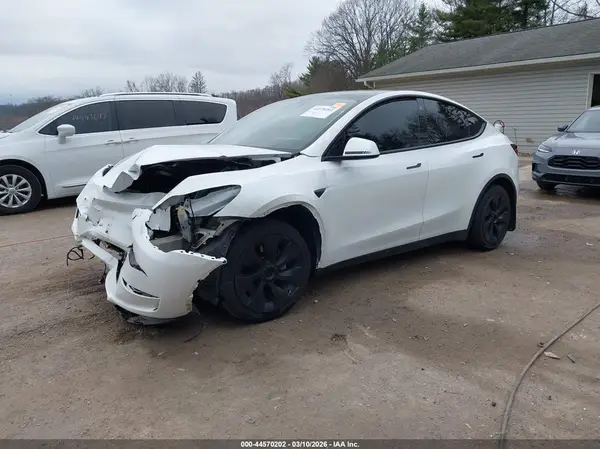 7SAYGAEE0PF751705 2023 TESLA MODEL Y - Image 2