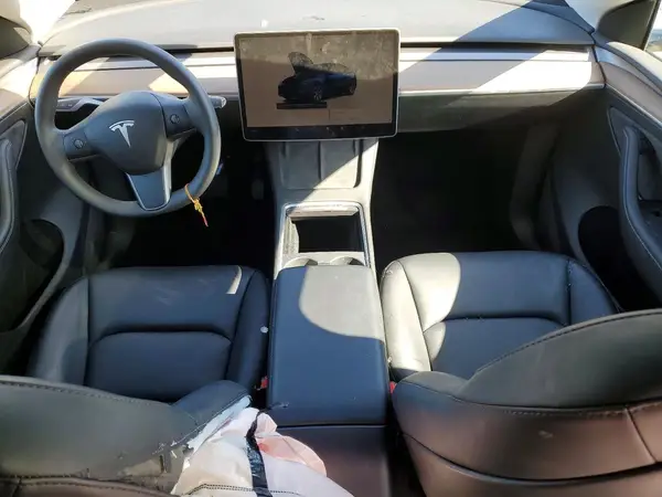 7SAYGAEE0PF774434 2023 TESLA MODEL Y - Image 8