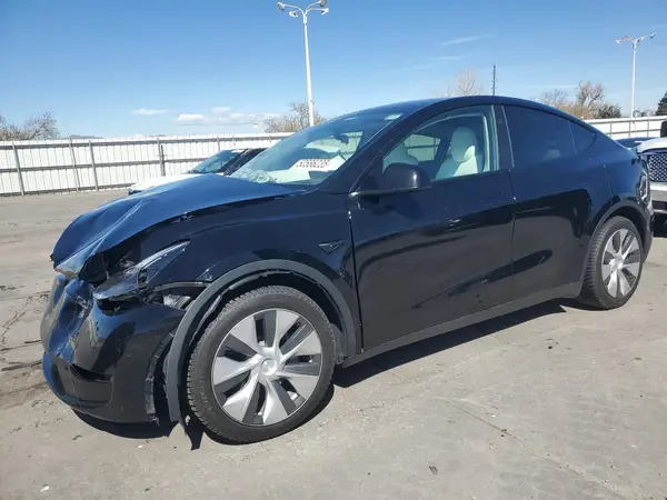 7SAYGAEE0PF824894 2023 TESLA MODEL Y - Image 1
