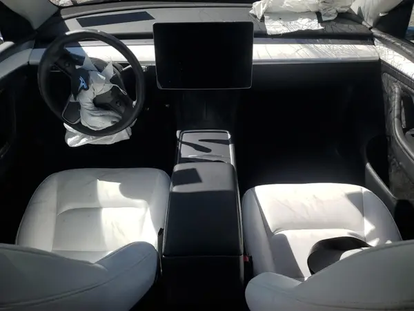 7SAYGAEE0PF824894 2023 TESLA MODEL Y - Image 8