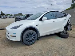 7SAYGAEE0PF826371 2023 TESLA MODEL Y