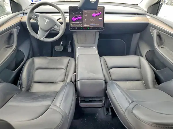 7SAYGAEE0PF864523 2023 TESLA MODEL Y - Image 8