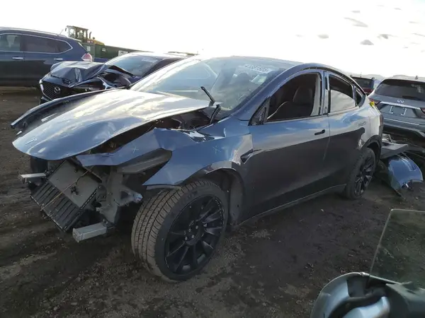 7SAYGAEE0PF880625 2023 TESLA MODEL Y - Image 1