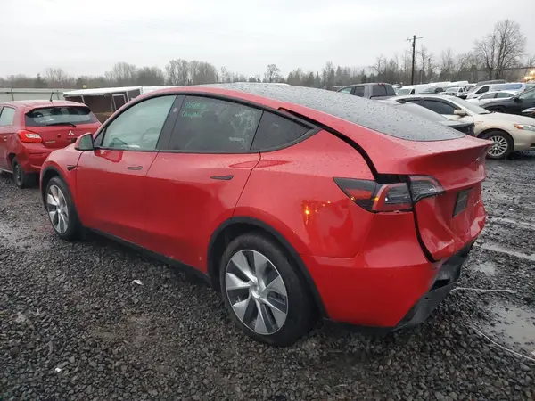 7SAYGAEE0PF888028 2023 TESLA MODEL Y - Image 2