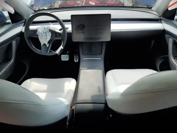 7SAYGAEE0PF909704 2023 TESLA MODEL Y - Image 8