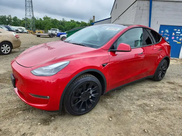 7SAYGAEE0PF910609 2023 TESLA MODEL Y - Image 1