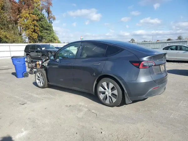 7SAYGAEE0PF915096 2023 TESLA MODEL Y - Image 2