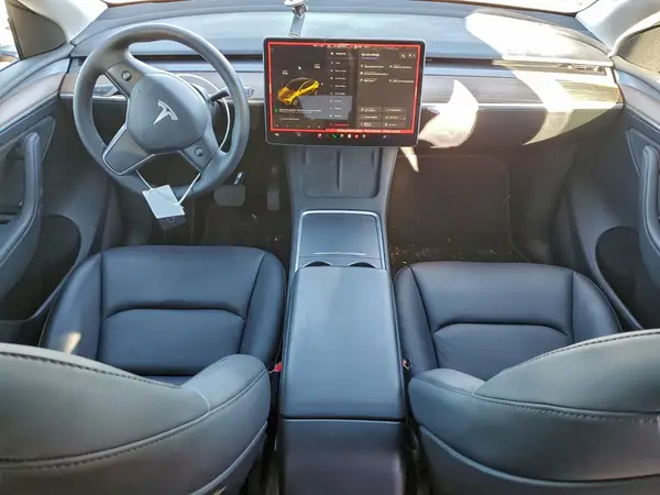 7SAYGAEE0PF919598 2023 TESLA MODEL Y - Image 8