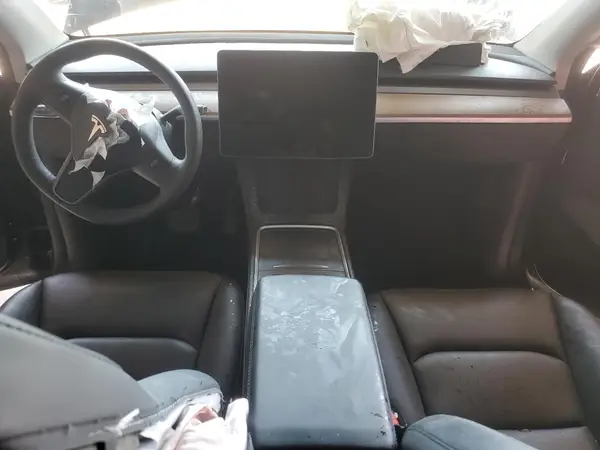 7SAYGAEE0PF949426 2023 TESLA MODEL Y - Image 8