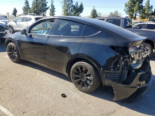 7SAYGAEE0PF958255 2023 TESLA MODEL Y - Image 2
