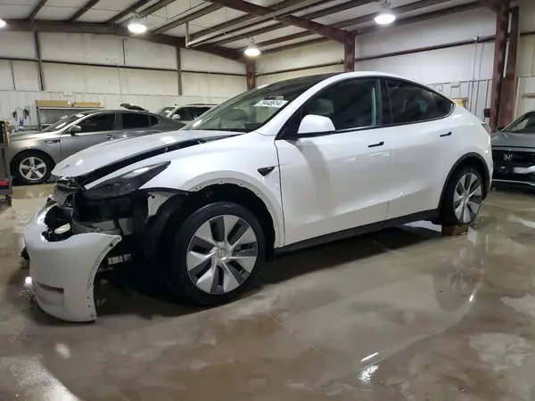 7SAYGAEE0PF966808 2023 TESLA MODEL Y - Image 1