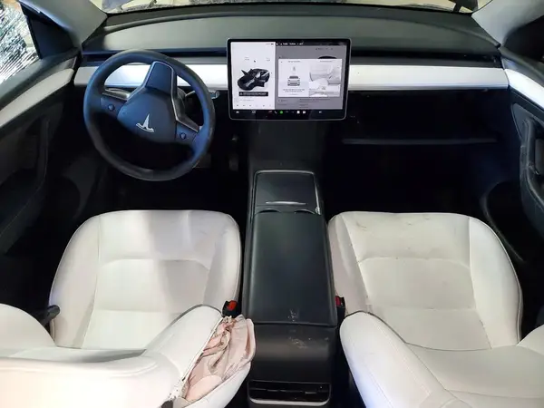 7SAYGAEE0PF967148 2023 TESLA MODEL Y - Image 8