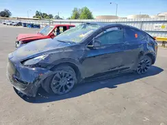 7SAYGAEE0RF037978 2024 TESLA MODEL Y