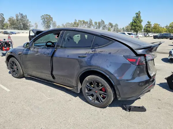 7SAYGAEE0RF059222 2024 TESLA MODEL Y - Image 2