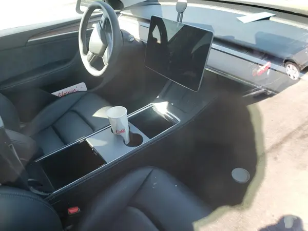 7SAYGAEE0RF078479 2024 TESLA MODEL Y - Image 8
