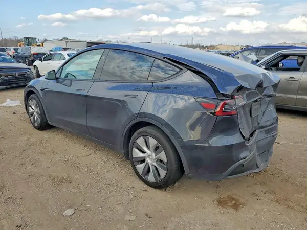 7SAYGAEE0RF085464 2024 TESLA MODEL Y - Image 2