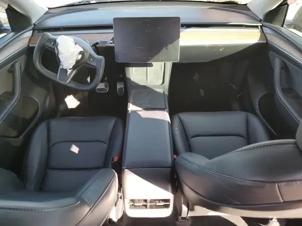 7SAYGAEE0RF088994 2024 TESLA MODEL Y - Image 8