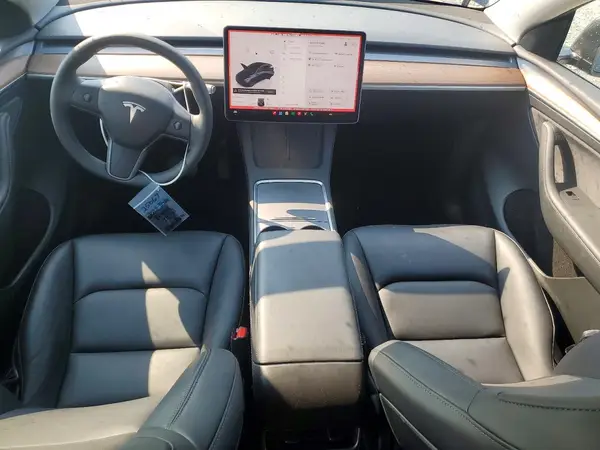 7SAYGAEE0RF111805 2024 TESLA MODEL Y - Image 8