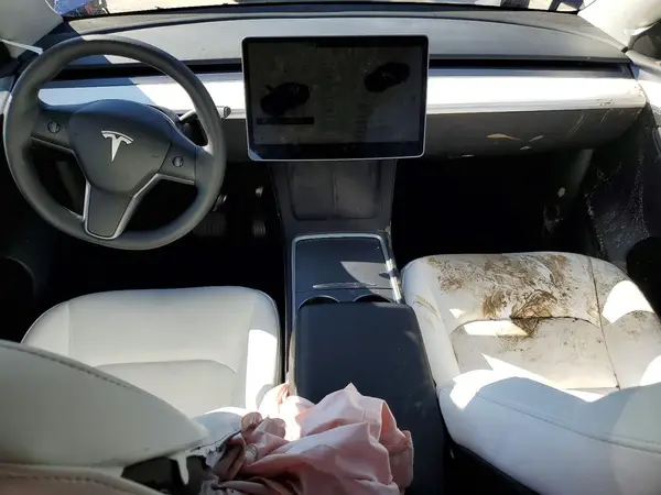 7SAYGAEE0RF120939 2024 TESLA MODEL Y - Image 8