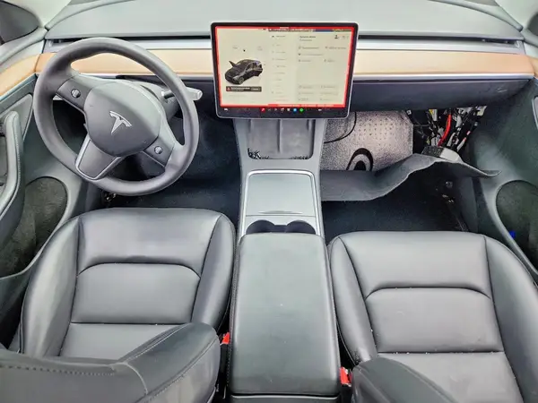 7SAYGAEE0RF150314 2024 TESLA MODEL Y - Image 8