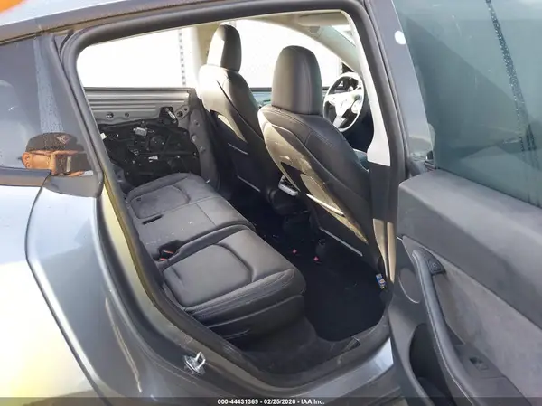 7SAYGAEE0RF156212 2024 TESLA MODEL Y - Image 8