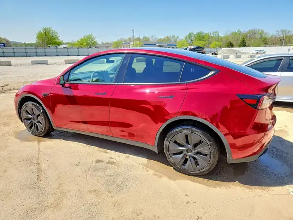 7SAYGAEE0RF159062 2024 TESLA MODEL Y - Image 2
