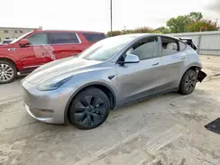 7SAYGAEE0RF159319 2024 TESLA MODEL Y