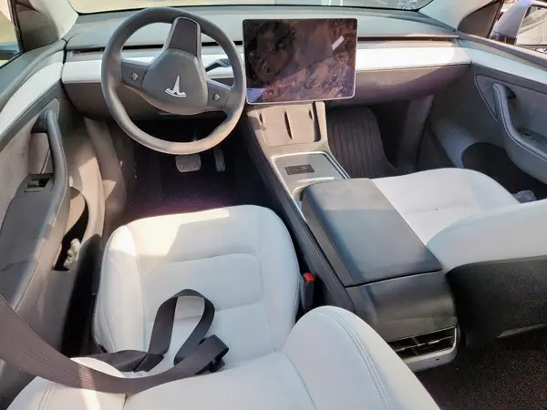 7SAYGAEE0RF159319 2024 TESLA MODEL Y - Image 8