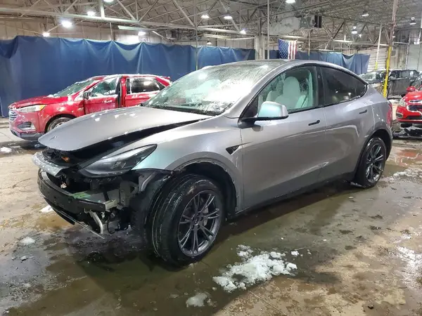 7SAYGAEE0RF183801 2024 TESLA MODEL Y - Image 1