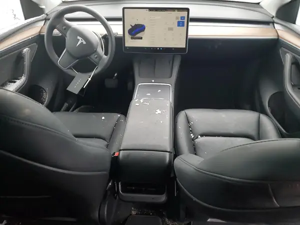 7SAYGAEE0RF184074 2024 TESLA MODEL Y - Image 8