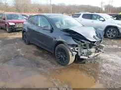 7SAYGAEE0RF186505 2024 TESLA MODEL Y