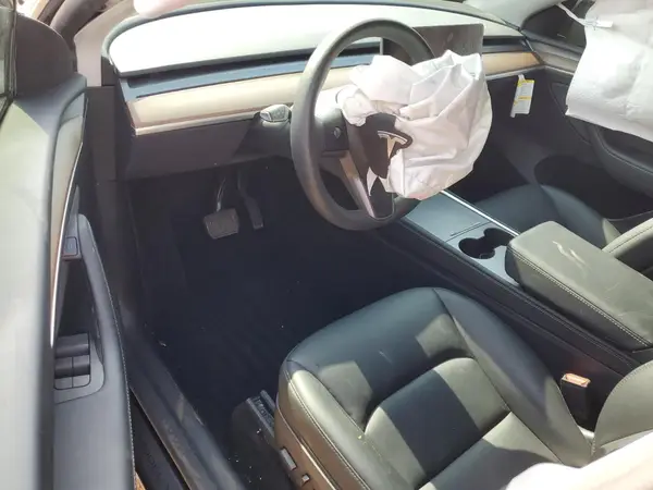 7SAYGAEE0RF198816 2024 TESLA MODEL Y - Image 8