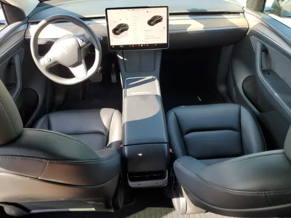 7SAYGAEE0RF202220 2024 TESLA MODEL Y - Image 8