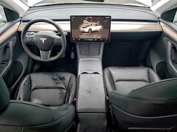 7SAYGAEE0RF204601 2024 TESLA MODEL Y - Image 8