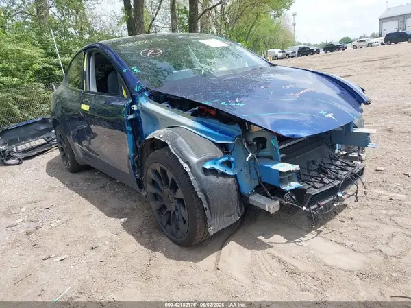 7SAYGAEE0RF212018 2024 TESLA MODEL Y - Image 1