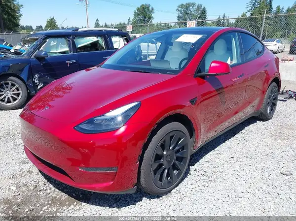 7SAYGAEE0RF983384 2024 TESLA MODEL Y - Image 2