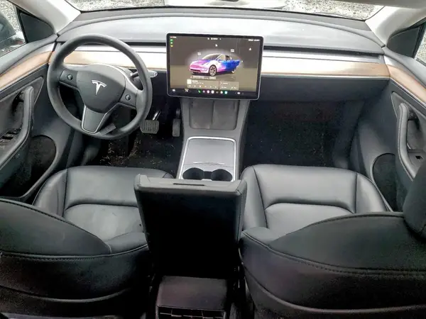 7SAYGAEE0SF215832 2025 TESLA MODEL Y - Image 8