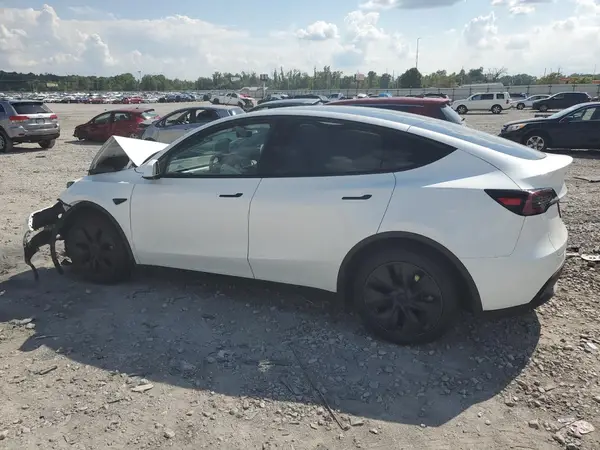 7SAYGAEE0SF221887 2025 TESLA MODEL Y - Image 2