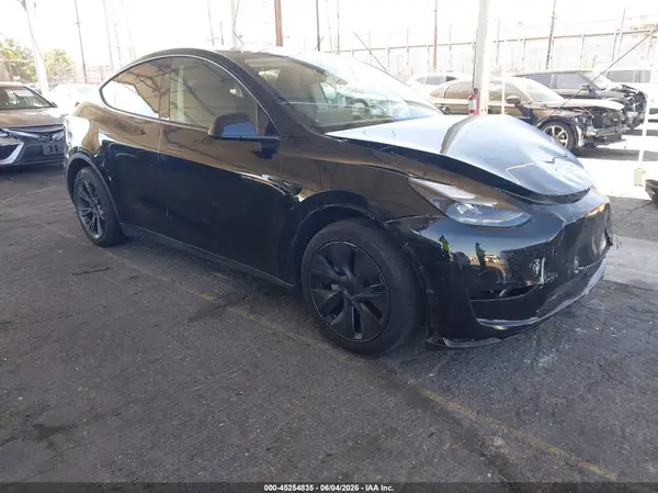 7SAYGAEE0SF249544 2025 TESLA MODEL Y - Image 1