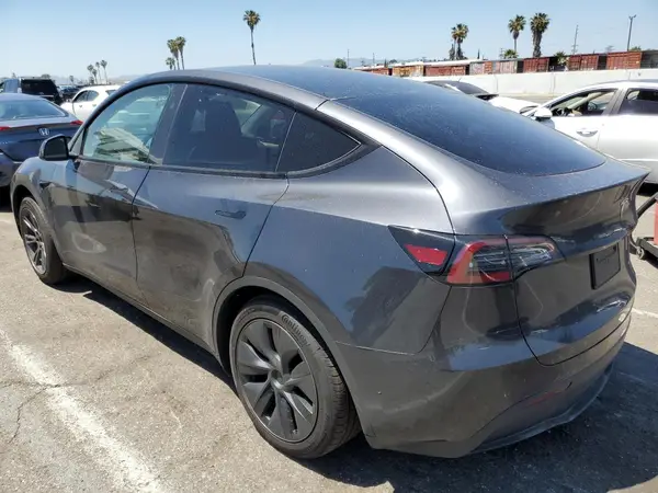 7SAYGAEE0SF265792 2025 TESLA MODEL Y - Image 2