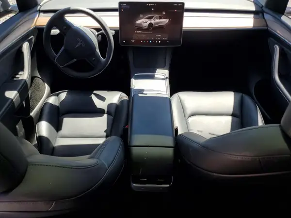 7SAYGAEE0SF269020 2025 TESLA MODEL Y - Image 8