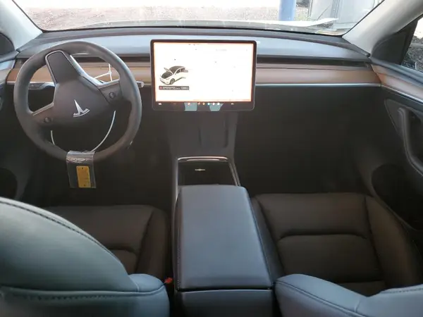 7SAYGAEE0SF277747 2025 TESLA MODEL Y - Image 8