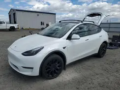 7SAYGAEE0SF295973 2025 TESLA MODEL Y