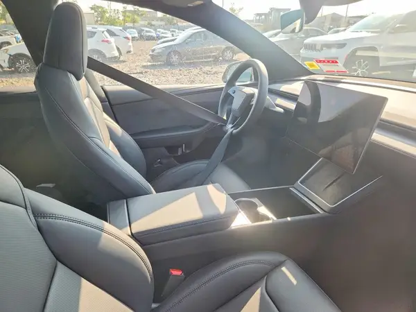 7SAYGAEE0TF646771 2026 TESLA MODEL Y - Image 8