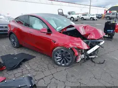 7SAYGAEE0TF703289 2026 TESLA MODEL Y