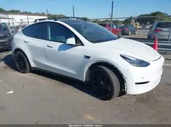 7SAYGAEE1NF336521 2022 TESLA MODEL Y