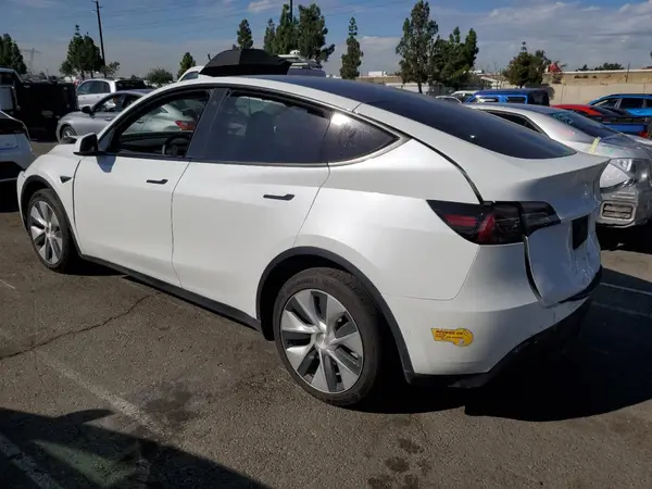 7SAYGAEE1NF344196 2022 TESLA MODEL Y - Image 2