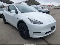 7SAYGAEE1NF402341 2022 TESLA MODEL Y