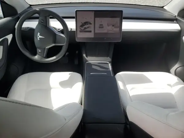 7SAYGAEE1NF466654 2022 TESLA MODEL Y - Image 8